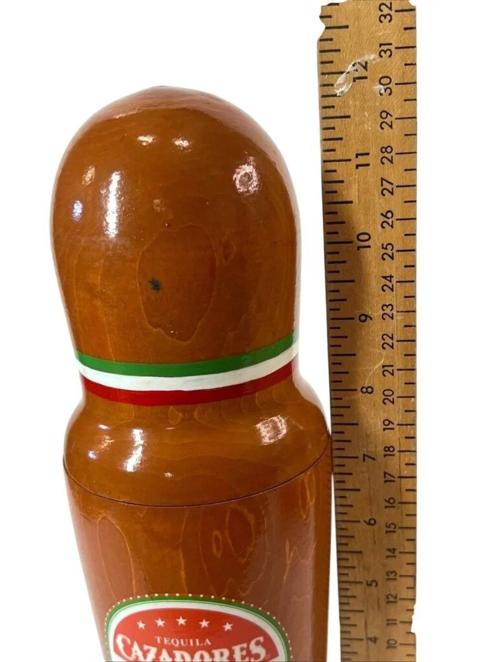 RARE!!!  UNIQUE!  Cazadores wooden margarita shaker, vintage, breweriana, colle